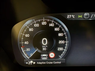 Volvo XC90 – thumbnail 30