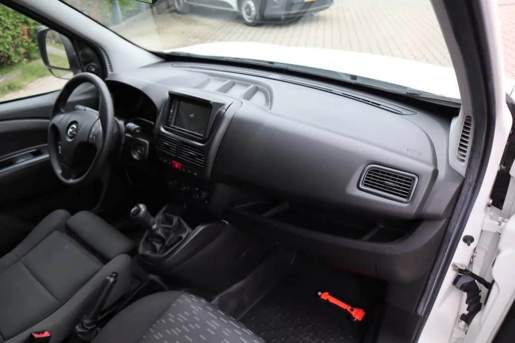 Opel Combo – foto 7
