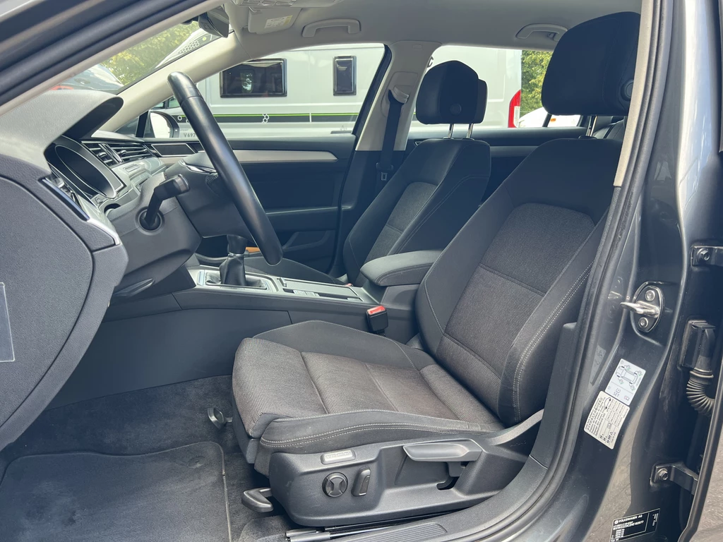 Volkswagen Passat – foto 15