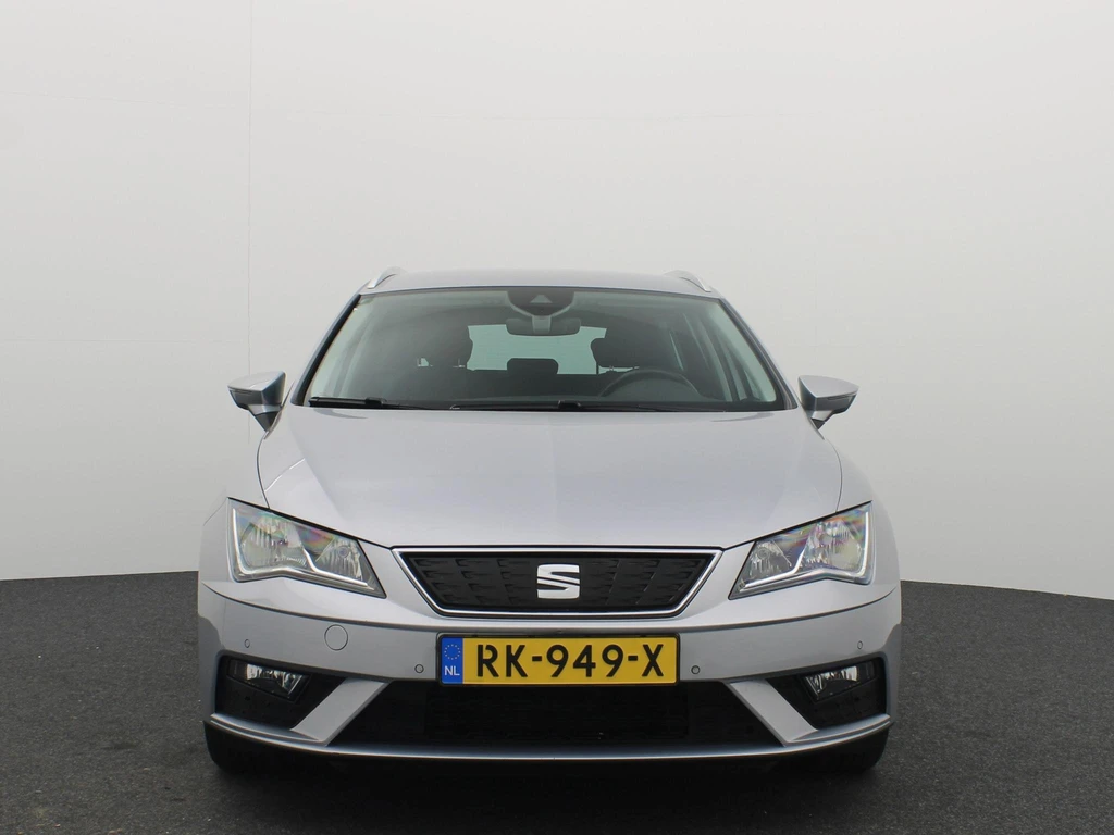 SEAT Leon – foto 8