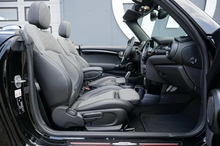 MINI Cooper Cabrio – thumbnail 16