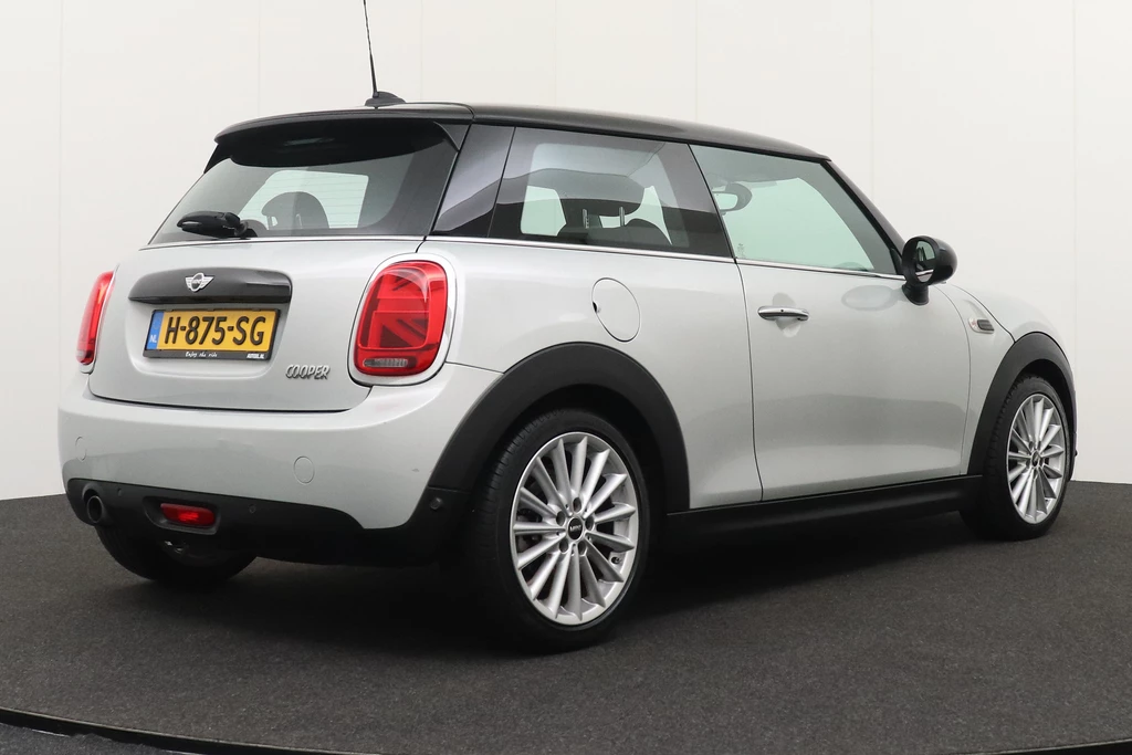 MINI 3-deurs – foto 4