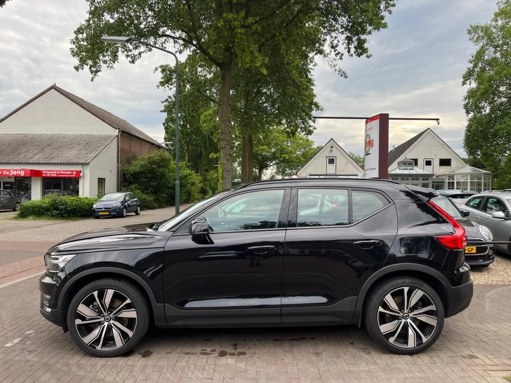 Volvo XC40 – foto 2