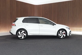 Volkswagen Golf – thumbnail 5