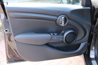 MINI Cooper – thumbnail 26