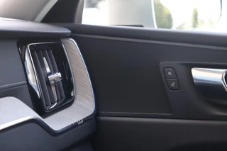 Volvo XC60 – thumbnail 41