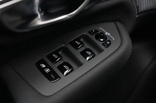 Volvo XC90 – thumbnail 25