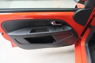 Volkswagen up! – thumbnail 10