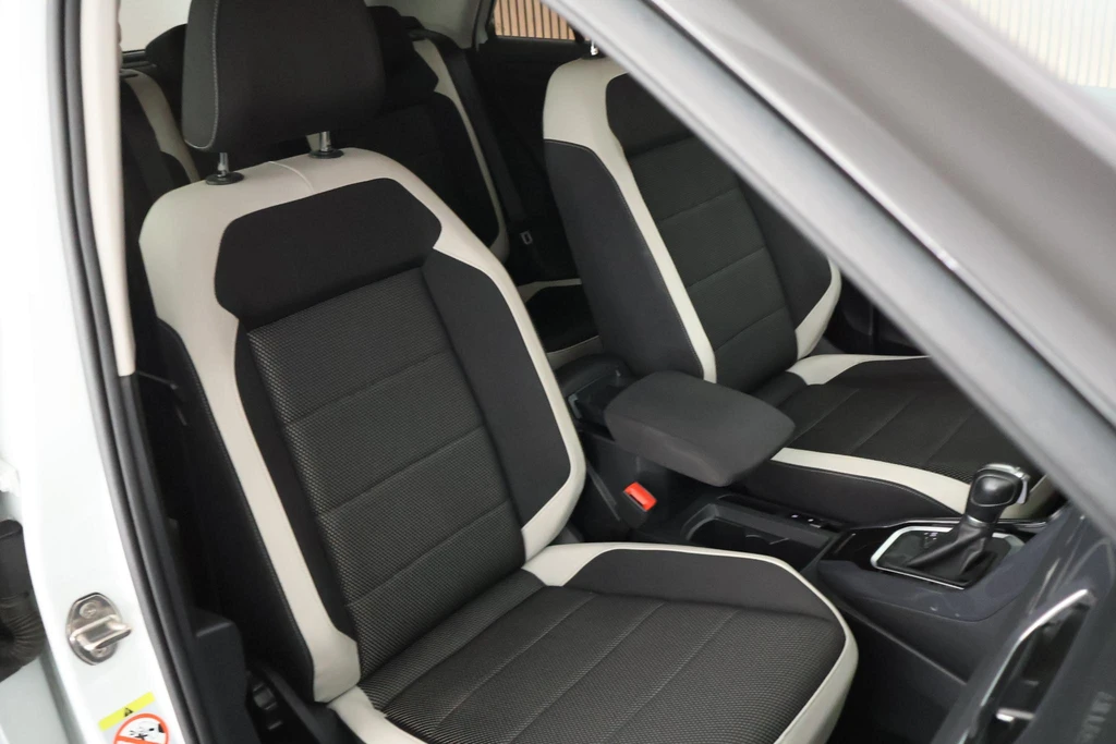 Volkswagen T-Roc – foto 7