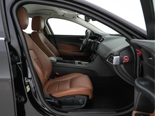 Jaguar XE – thumbnail 11