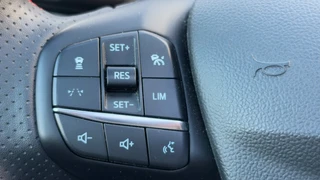 Ford Kuga – thumbnail 35