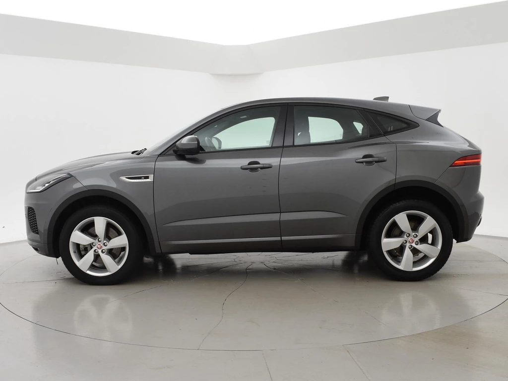 Jaguar E-PACE – foto 2