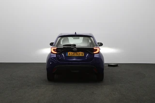 Toyota Yaris – thumbnail 8