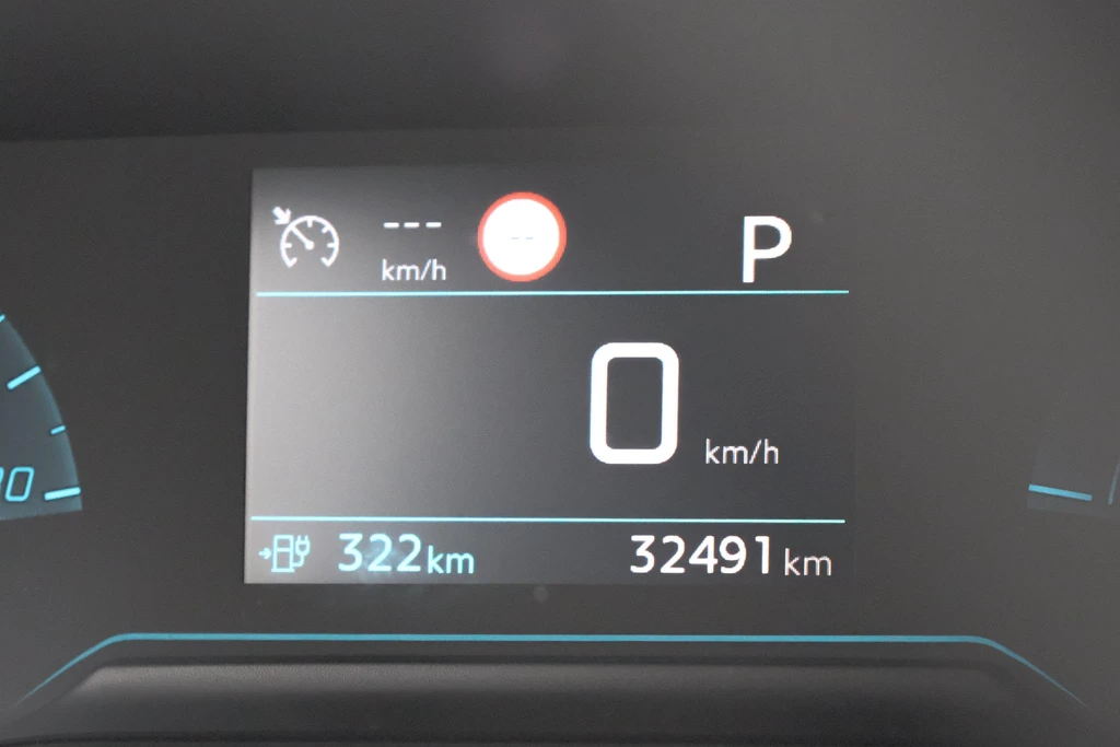 Peugeot e-208 – foto 33