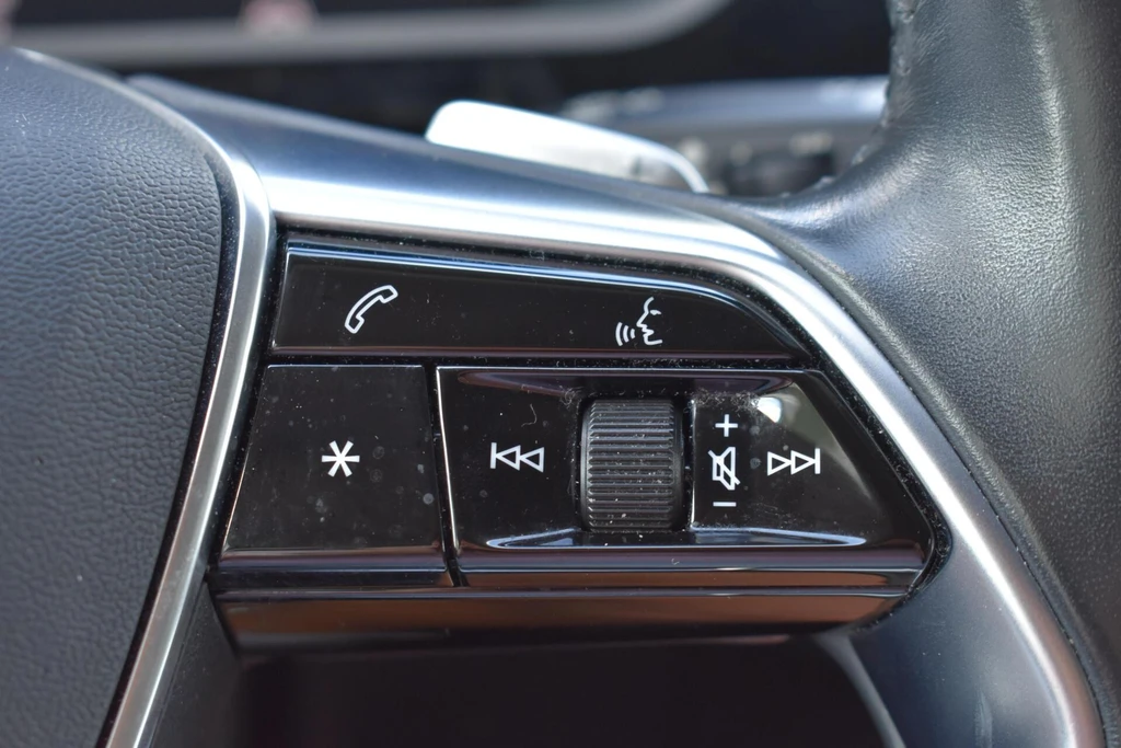 Audi e-tron – foto 16