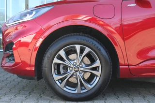 Ford Kuga – thumbnail 38