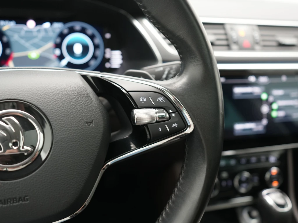 Škoda Superb – foto 33