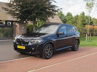 BMW iX3 – thumbnail 1