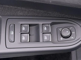 Volkswagen Golf – thumbnail 34