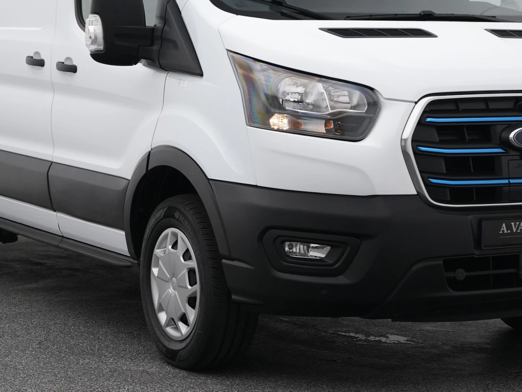 Ford E-Transit – foto 32