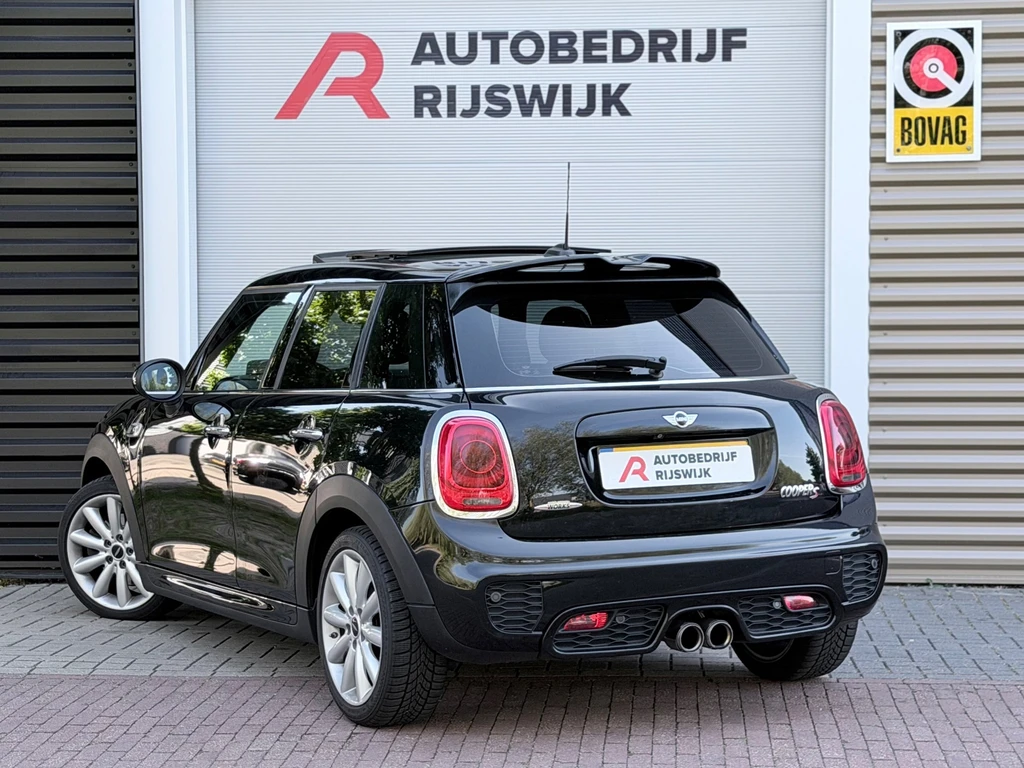 MINI 5-deurs – foto 3