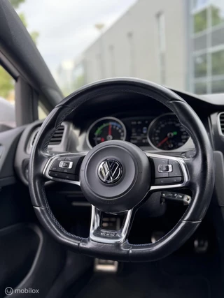 Volkswagen Golf – thumbnail 34