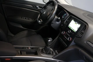 Renault Mégane Estate – thumbnail 16