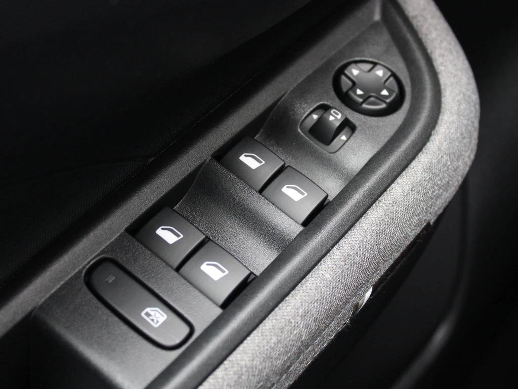 Opel Frontera – foto 29