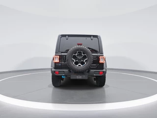 Jeep Wrangler – thumbnail 4