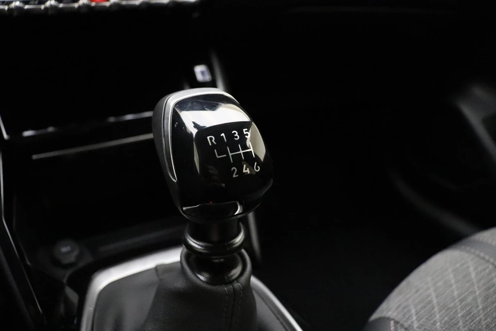 Peugeot 208 – foto 26