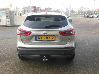 Nissan QASHQAI – thumbnail 4