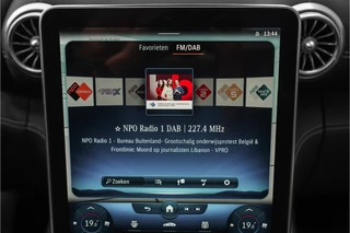 Mercedes-Benz SL – thumbnail 31