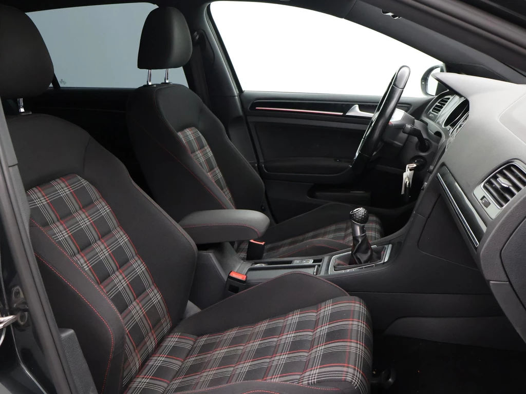 Volkswagen Golf – foto 18