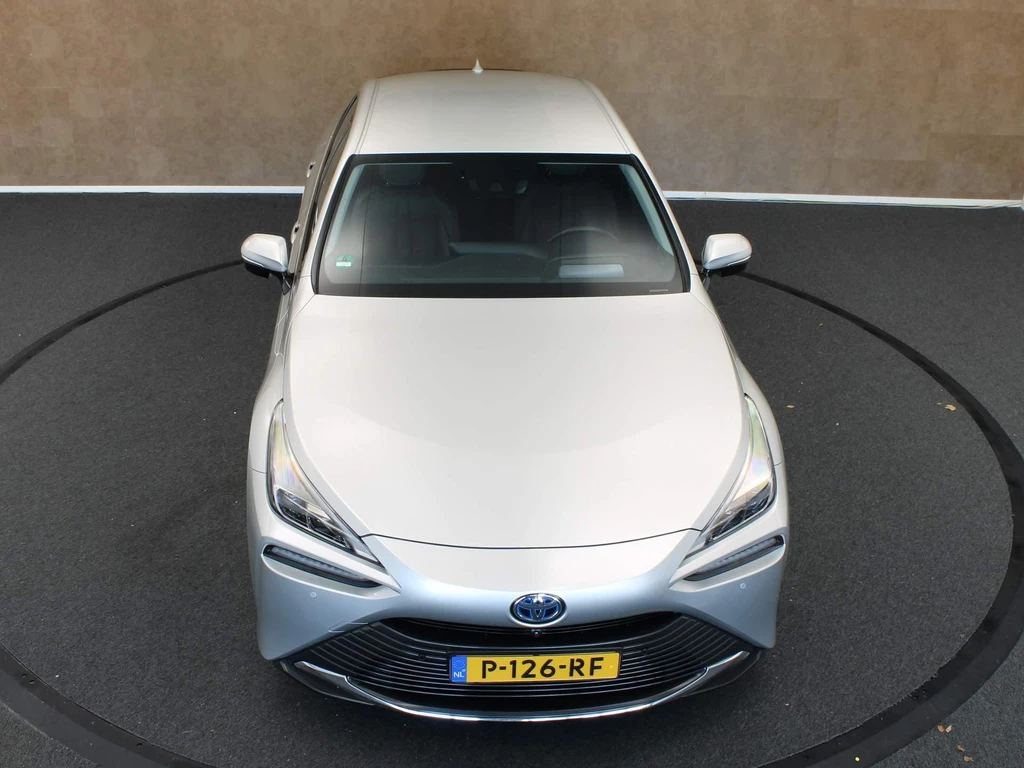 Toyota Mirai – foto 10