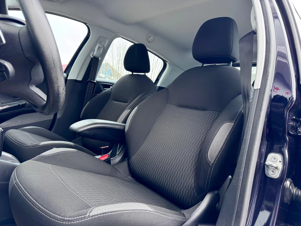 Peugeot 208 – foto 8