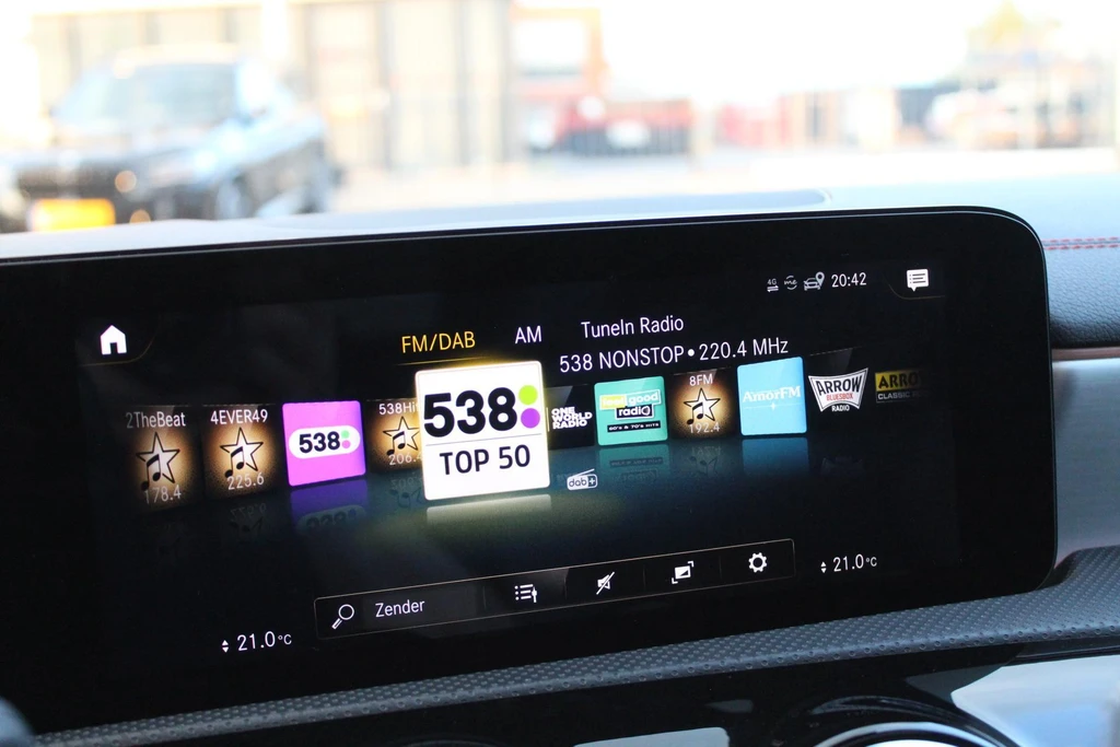 Mercedes-Benz CLA – foto 36