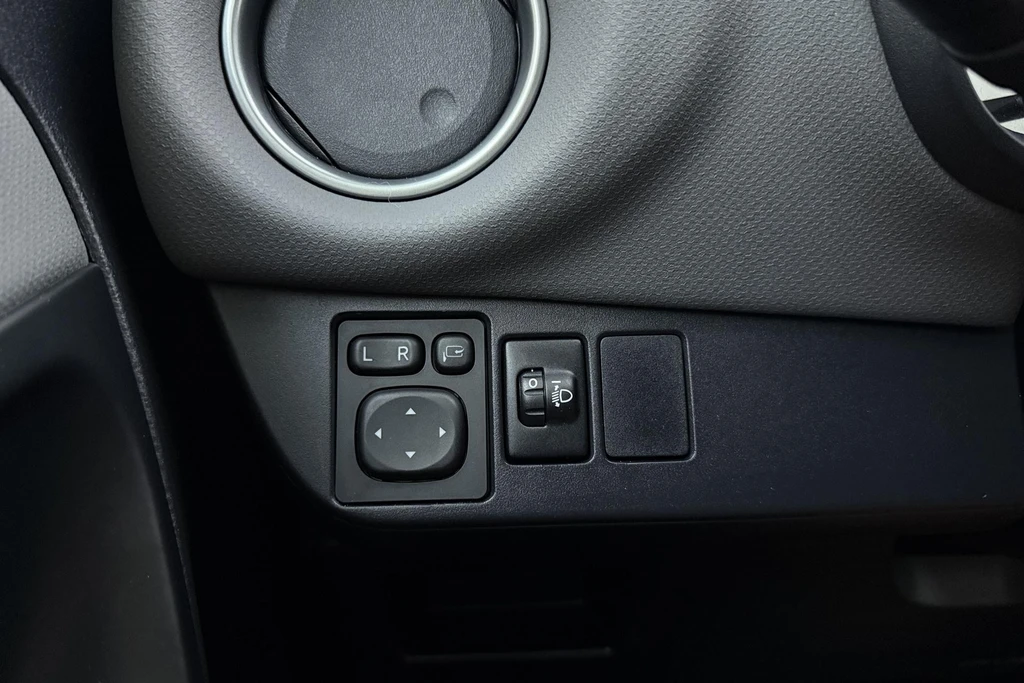 Toyota Yaris – foto 23