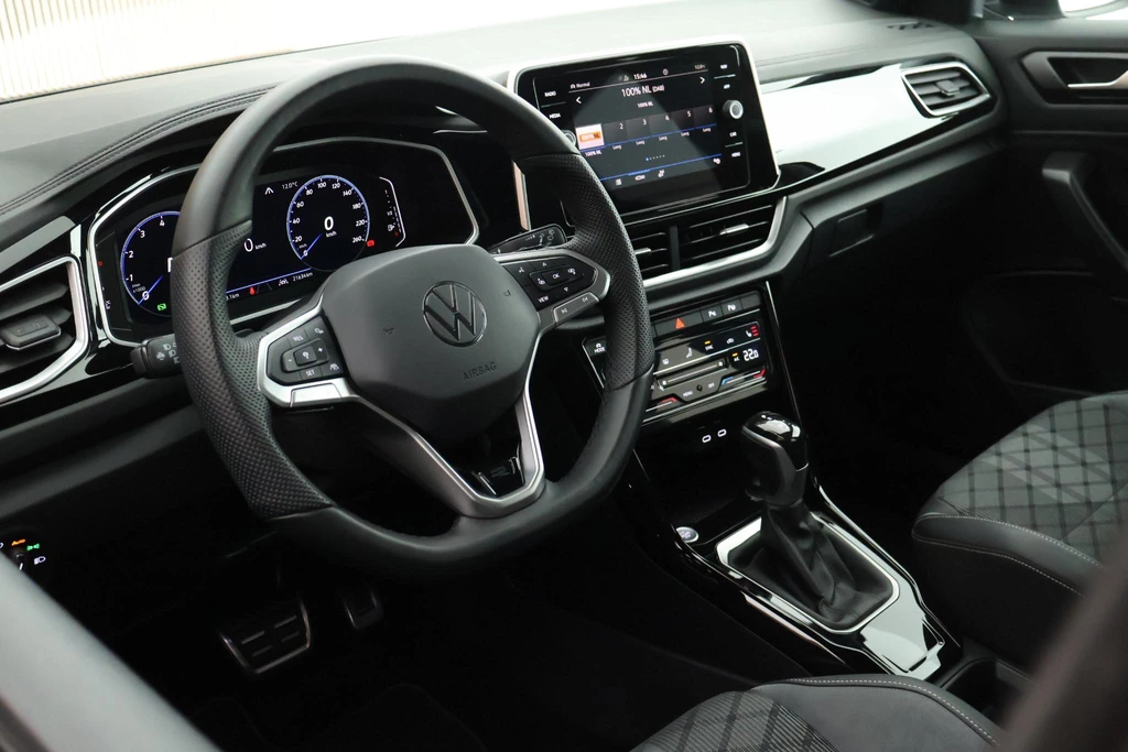 Volkswagen T-Roc – foto 8
