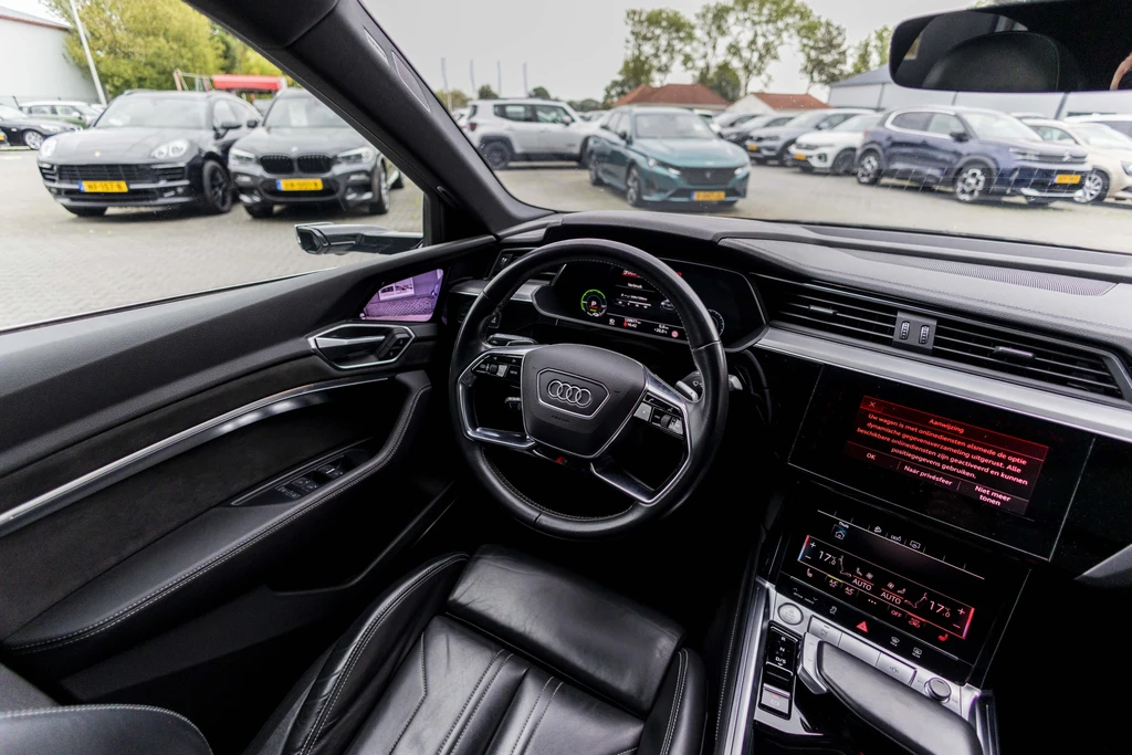 Audi e-tron – foto 24