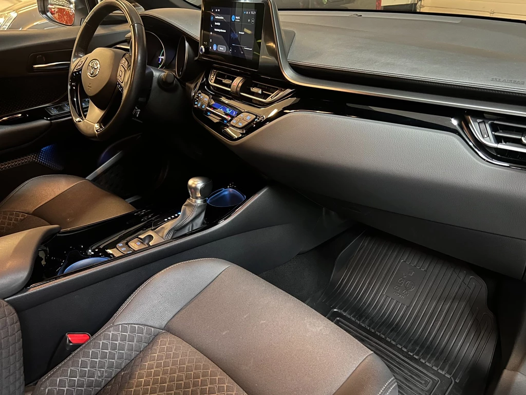 Toyota C-HR – foto 20