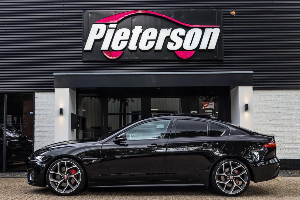 Jaguar XE – foto 3