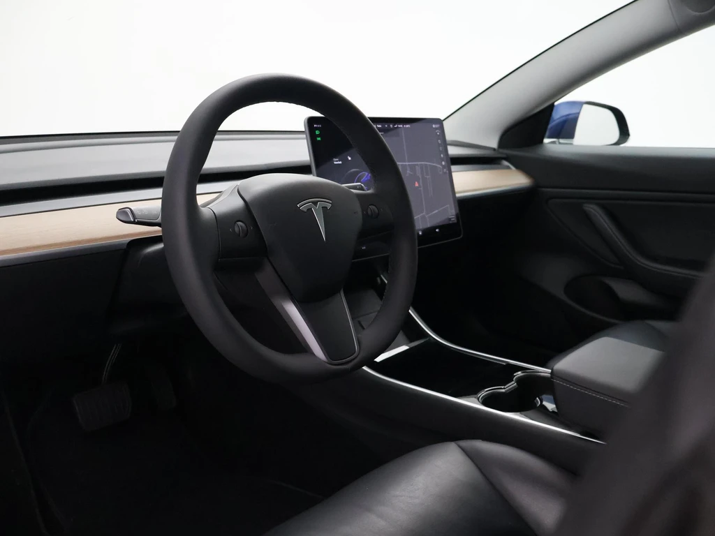 Tesla Model 3 – foto 17