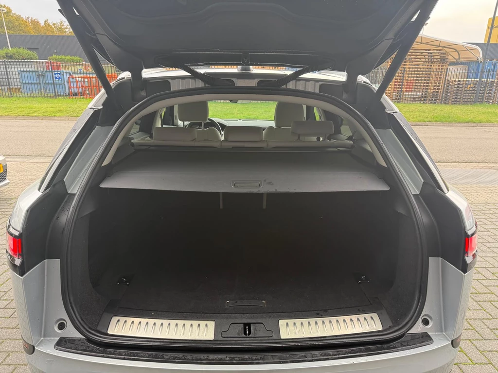 Land Rover Range Rover Velar – foto 13