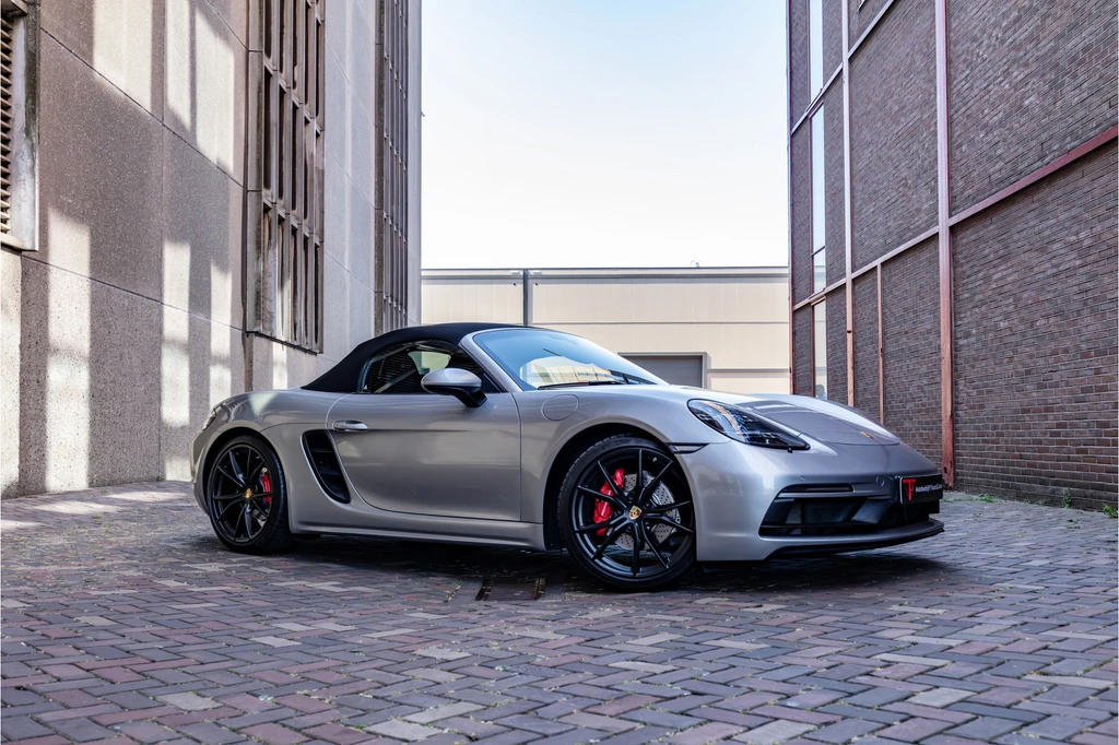 Porsche 718 – foto 11