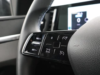 Renault Megane E-Tech – thumbnail 22