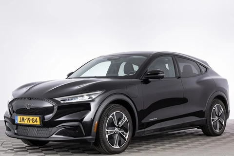 Ford Mustang Mach-E RWD 75 kWh | B&O | LEDER | EL. STOELEN | SOH: 91% | -HEMELVAART OPEN!-