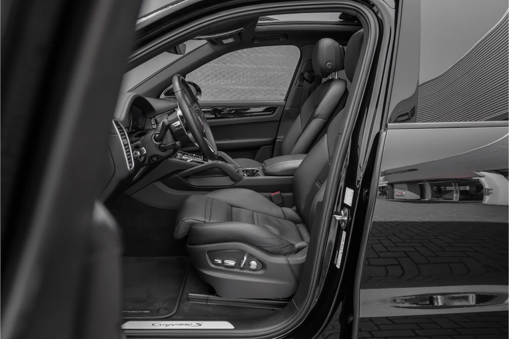 Porsche Cayenne – foto 12