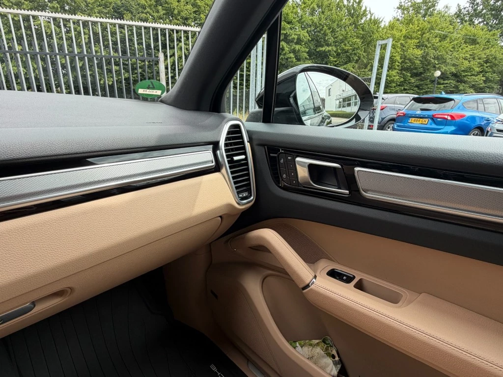 Porsche Cayenne – foto 25
