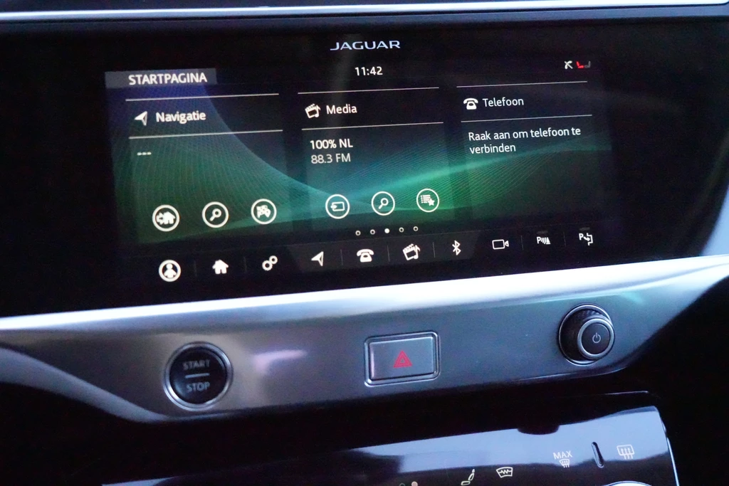 Jaguar I-PACE – foto 17