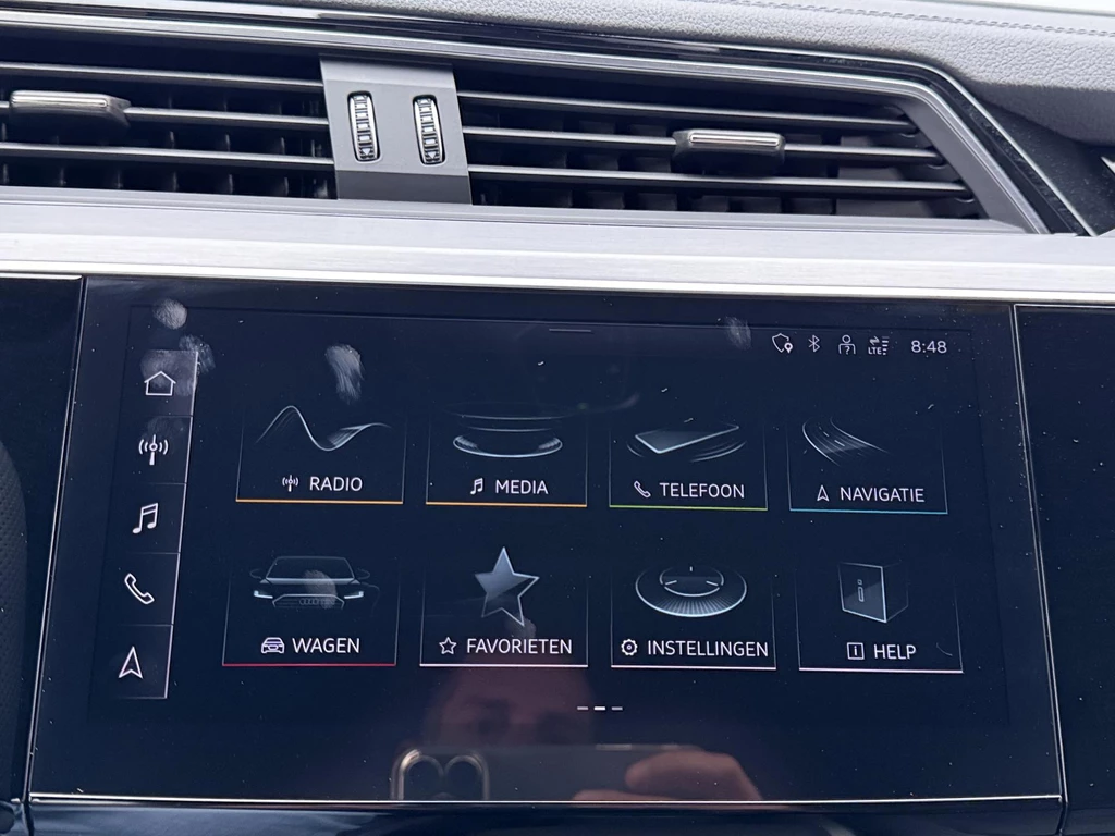 Audi Q8 e-tron – foto 21